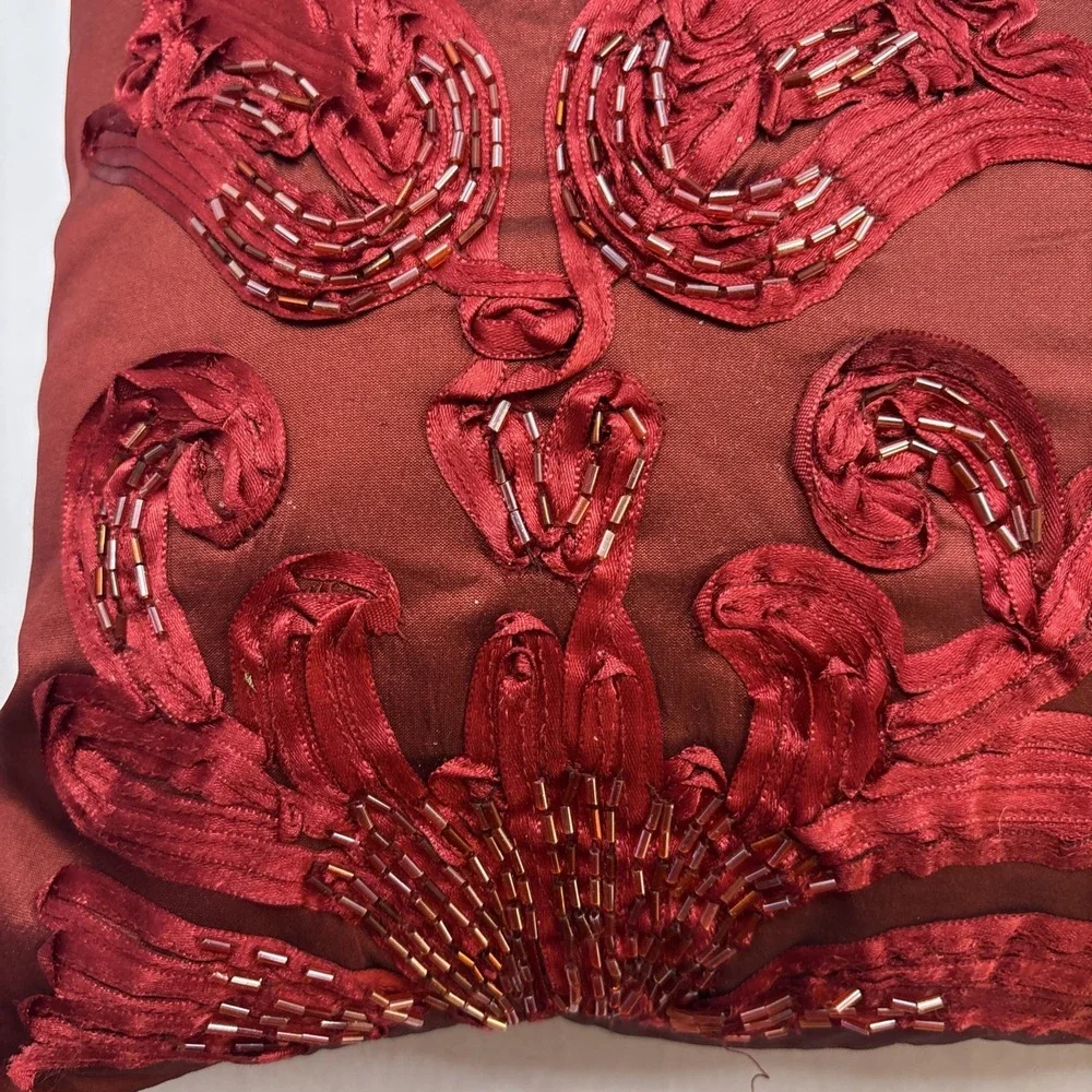 Vtg Set of 2 Pier 1 Beaded Sequin Red‎ Appliqué Ribbon Pillows 18 X14 Inch